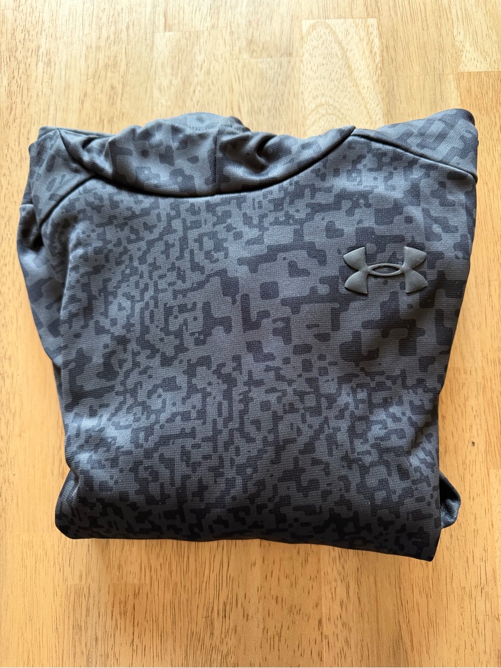 NWT Under Armour Boys Armour Fleece Camo Hoodie Gray S